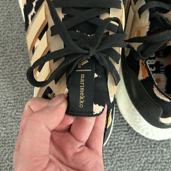 Adidas x Marimekko Ultra Boost Shoes - Picture 5 of 6